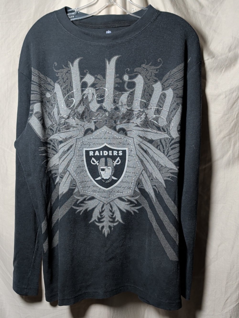 Raiders by NFL Y2K Graphic Long-Sleeve Tee — Black Thermal Football Team Wear